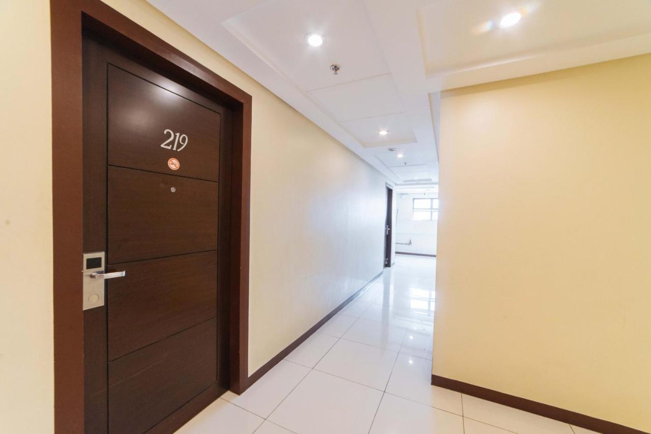Reddoorz Near Victoria Mall Davao City Extérieur photo