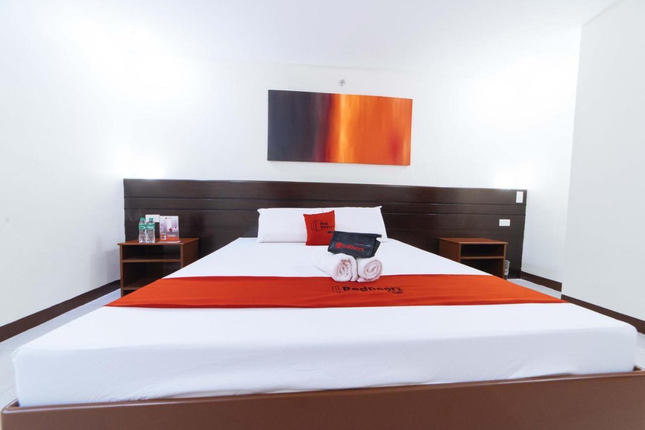 Reddoorz Near Victoria Mall Davao City Extérieur photo