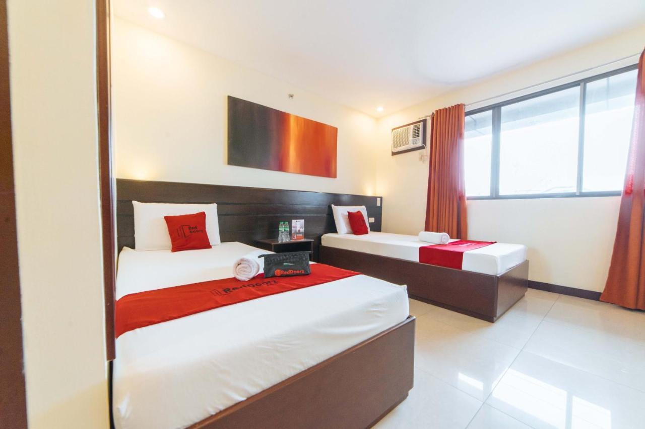 Reddoorz Near Victoria Mall Davao City Extérieur photo